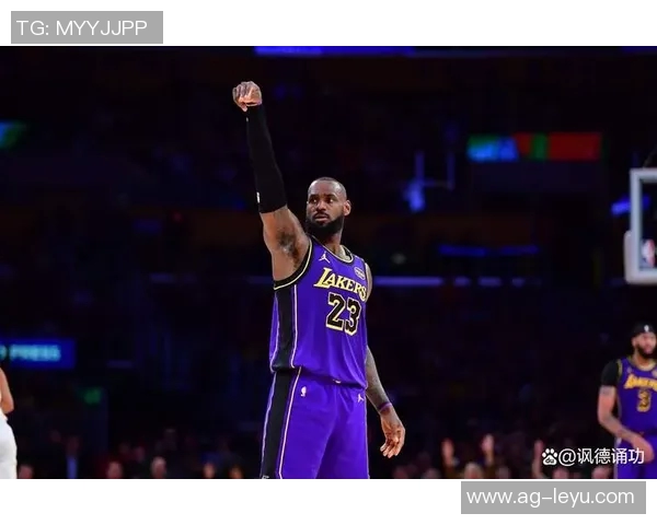 詹姆斯荣膺1月14日NBA最佳球员直播吧评选结果揭晓